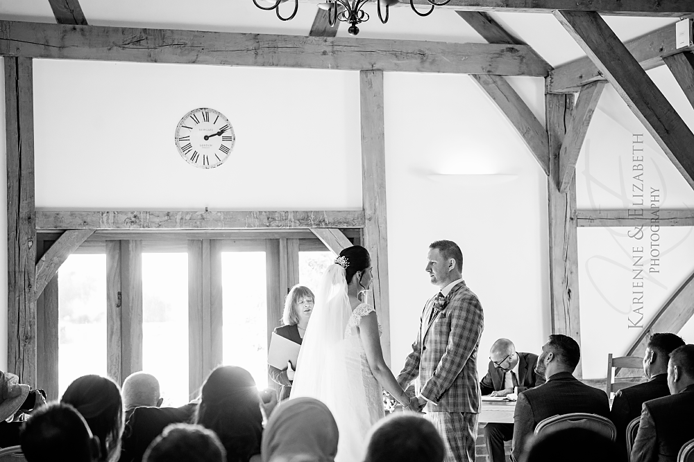 Sandhole Oak Barn Wedding Venue Countryside