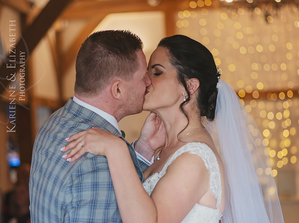 Sandhole Oak Barn Wedding Venue Countryside